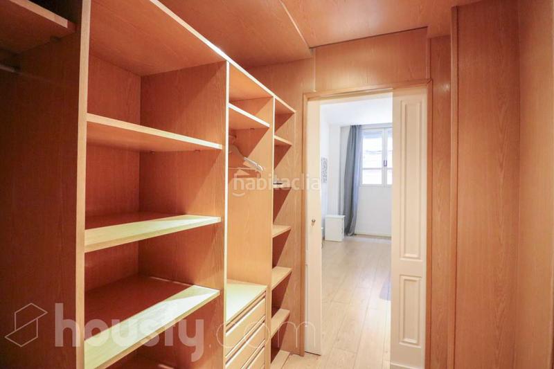 Foto ce16cef9-ea23-423f-b9bd-96671c1cc68b. Piso en calle del sol . en Fuente del Berro Madrid