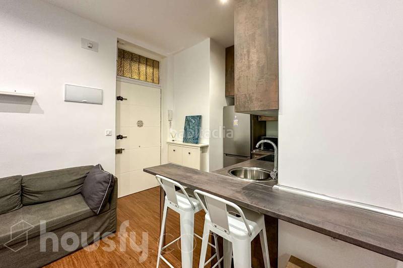 Foto 5b572ae9-fb2b-49f3-b388-a6d3637ed3af. Piso en calle de galileo . en Arapiles Madrid