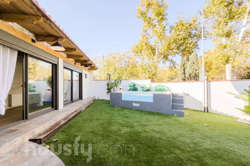 Foto 1088bb13-6531-4ca8-b252-39a6dee677a4. Casa a schiera in av primavera . in Martinica - Ateneu Cerdanyola del Vallès