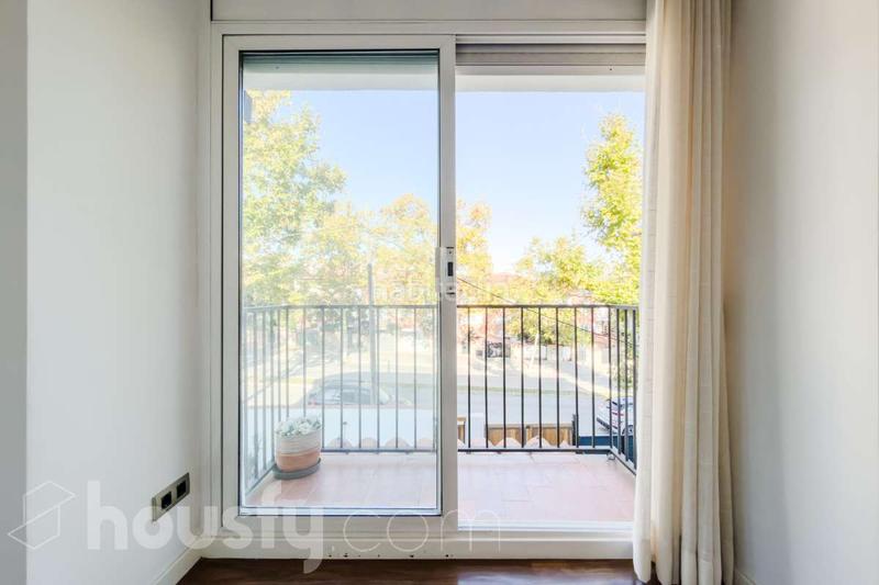 Foto 53146c85-4b91-4264-8c9d-1ec5b2c20595. Casa adosada en av primavera . en Martinica - Ateneu Cerdanyola del Vallès