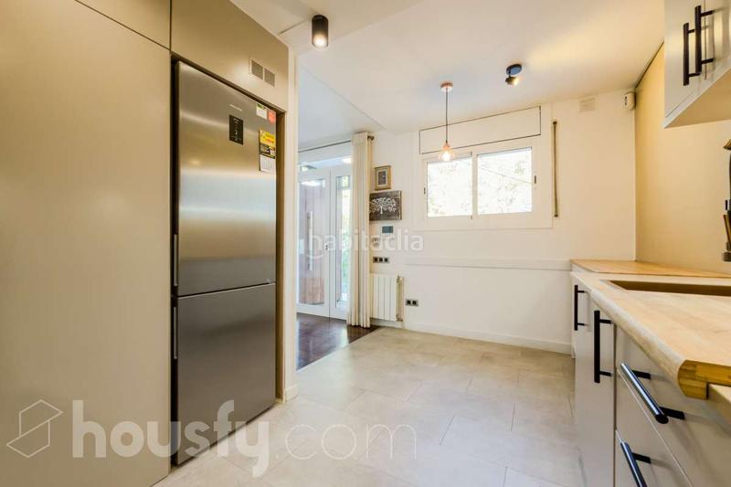 Foto 29070bbe-fb77-4456-a044-68cc354ed329. Reihenhaus in av primavera . in Martinica - Ateneu Cerdanyola del Vallès