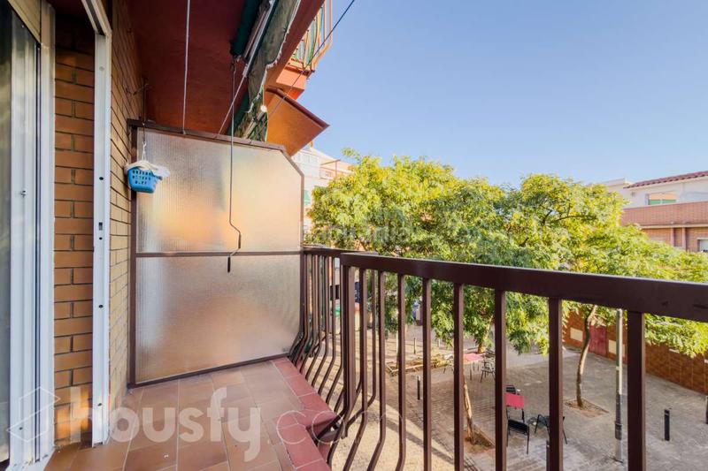 Foto 25549b50-ccb5-402c-8094-f5ba7ab792a5. Appartamento in carrer montevideo . in Llatí Santa Coloma de Gramenet