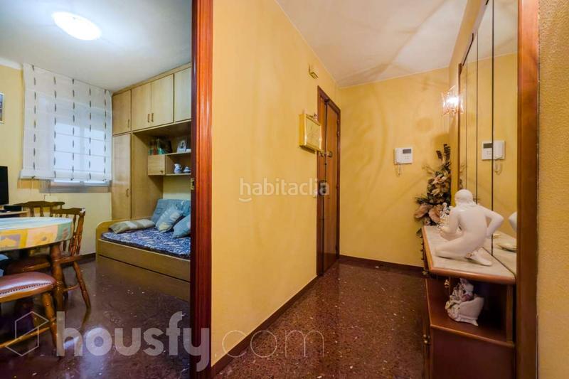 Foto 020f8125-23b2-4896-91aa-d7126ad1a263. Flat in carrer montevideo . in Llatí Santa Coloma de Gramenet