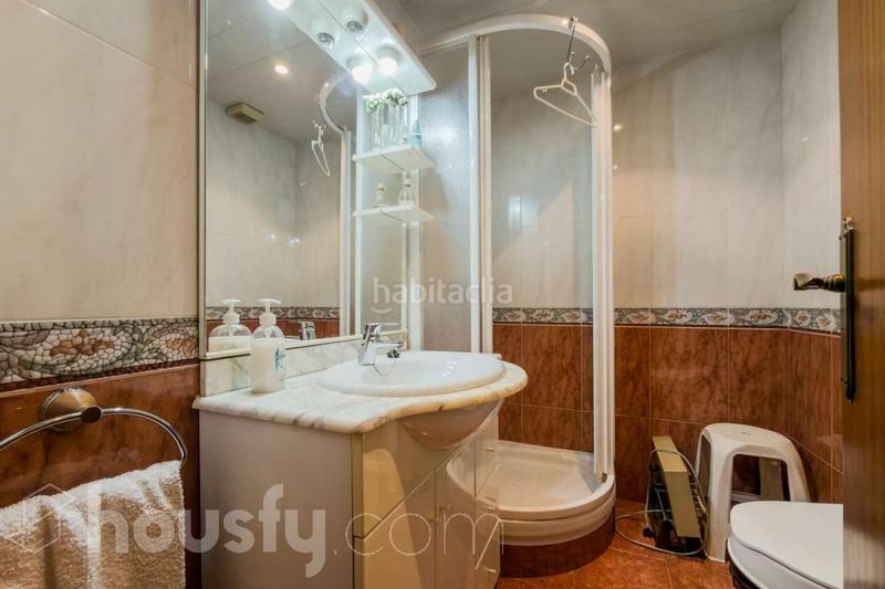Foto 583f4fa4-43c9-4a46-8343-7c78b59610e2. Flat in carrer montevideo . in Llatí Santa Coloma de Gramenet