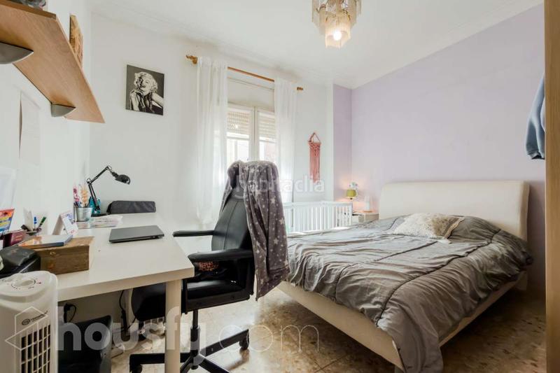 Foto fcfd25fe-23a4-40e2-85e1-87835d2f4be1. Appartement dans carrer de calvet . dans Sant Gervasi - Galvany Barcelona