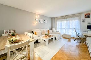 Flat in Av. La Gavia .