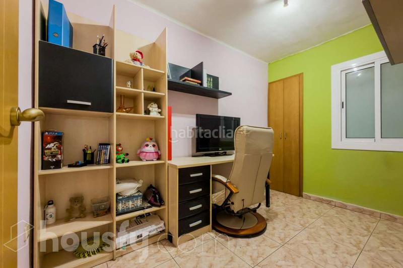 Foto 2131a6da-db3b-4a32-86b6-a6246cd498ab. Appartamento in av santa rosa . in El Raval Santa Coloma de Gramenet