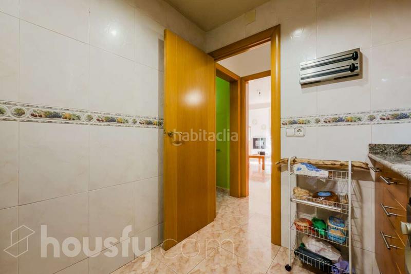 Foto aa6e0567-9533-469a-9b2c-73f05d17455f. Appartamento in av santa rosa . in El Raval Santa Coloma de Gramenet