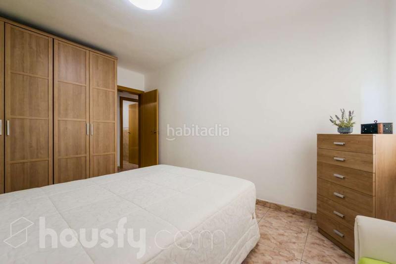 Foto 670d028a-9596-4446-b6f2-ca4676f3fec5. Flat in av santa rosa . in El Raval Santa Coloma de Gramenet