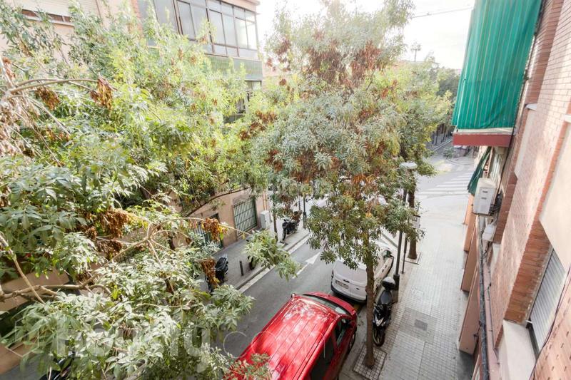 Foto bcde0cb9-e024-43ff-9259-f62c20ba9710. Flat in av santa rosa . in El Raval Santa Coloma de Gramenet