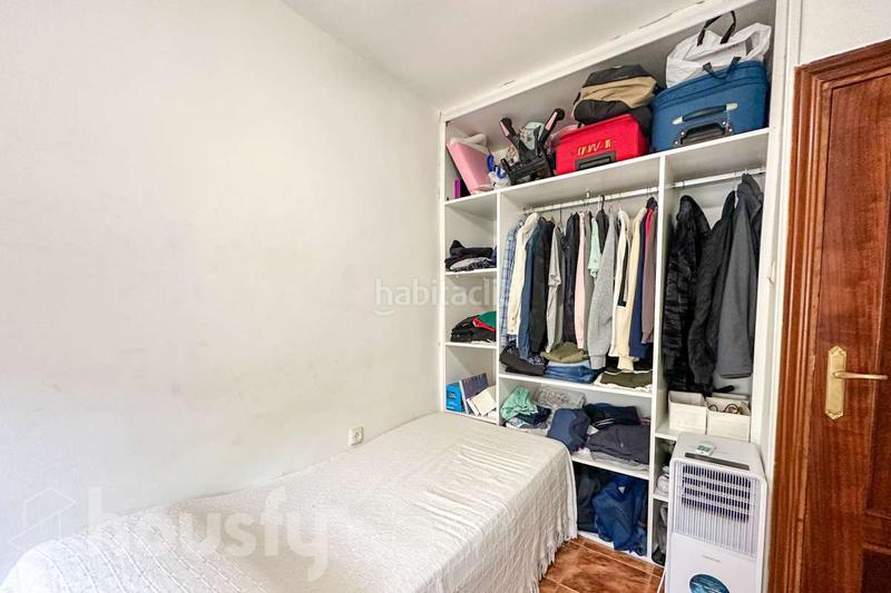 Foto f338a35c-e2ce-459d-a808-7205831cb12f. Appartamento in calle de gómez de avellaneda . in Madrid