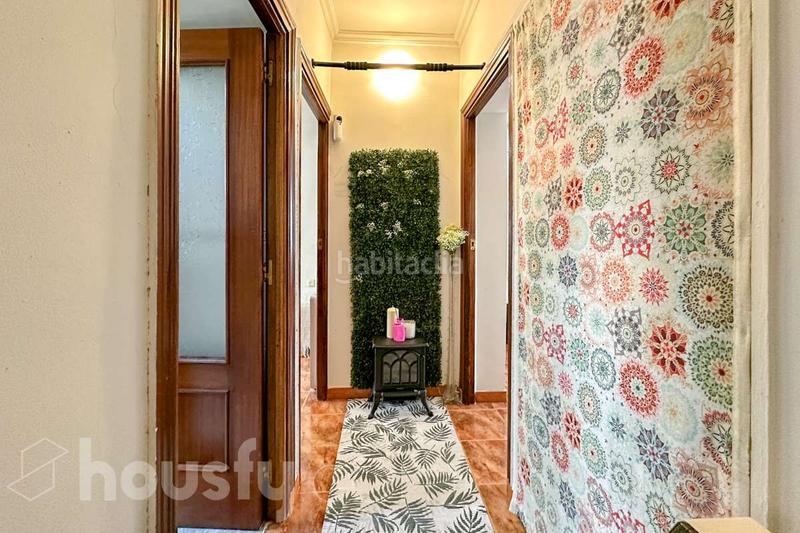 Foto 542bd4e6-4d78-4265-92ab-ee0ab1947562. Flat in calle de gómez de avellaneda . in Pueblo Nuevo Madrid