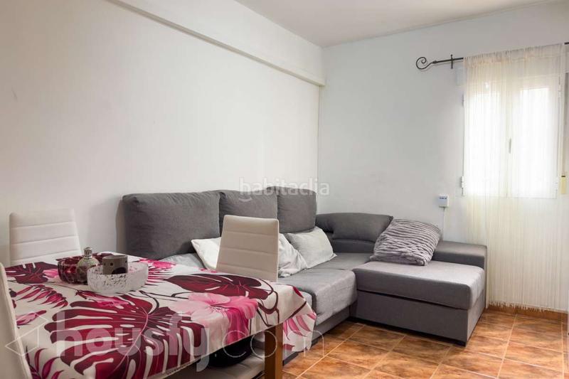 Foto b8b92df2-3675-4481-92b3-e1a6949ab31a. Flat in calle de gómez de avellaneda . in Pueblo Nuevo Madrid