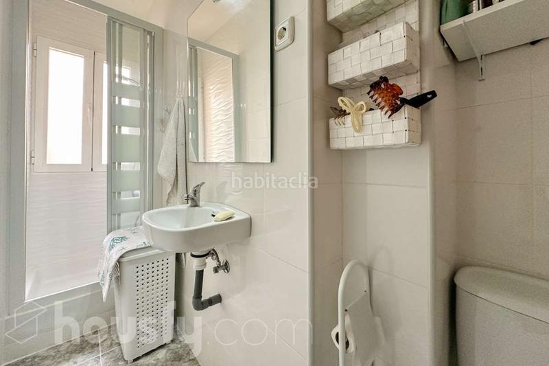 Foto 7ab9efb7-237c-45dc-9e53-a86f819c1990. Pis a calle de gómez de avellaneda . a Pueblo Nuevo Madrid