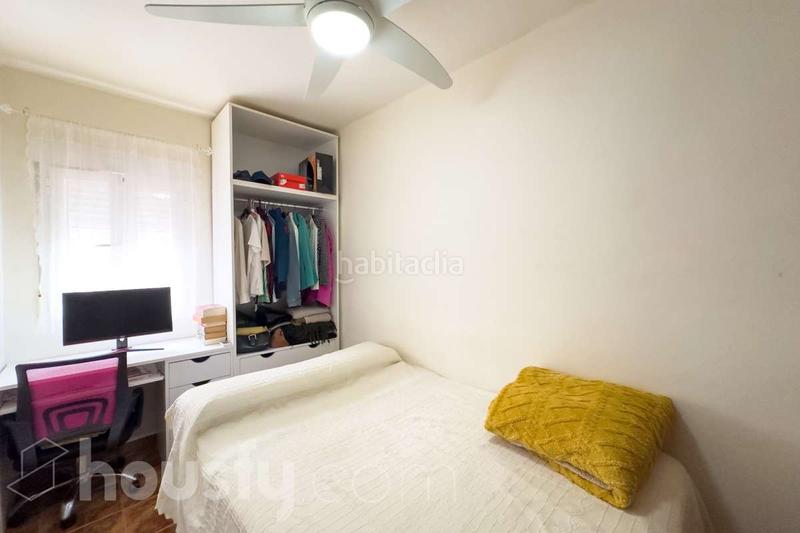 Foto 13bd7918-21b9-4a27-bdcb-f7be04b26101. Piso en calle de gómez de avellaneda . en Pueblo Nuevo Madrid