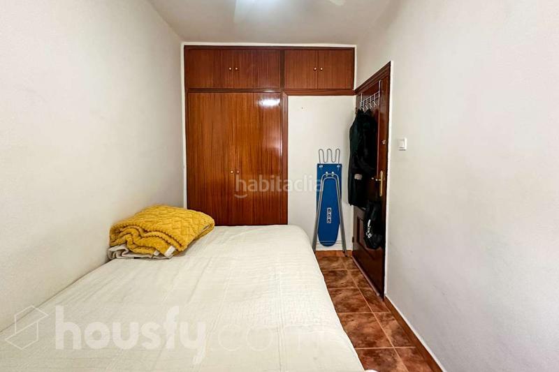 Foto 76e43e06-2a46-4942-870f-2e4bdb309ffd. Piso en calle de gómez de avellaneda . en Pueblo Nuevo Madrid