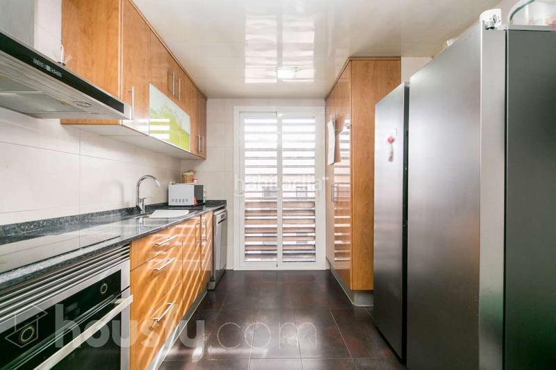 Foto 60de3dc8-9d59-4283-aab6-627a735aafcb. Zweistöckige wohnung in carrer del barcelonès . in Cornellà de Llobregat