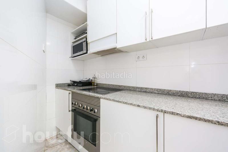 Foto f4932fc6-ee67-4554-8dd9-57b0d19f38fe. Appartamento in carrer dedison . in Ca n'Aurell Terrassa