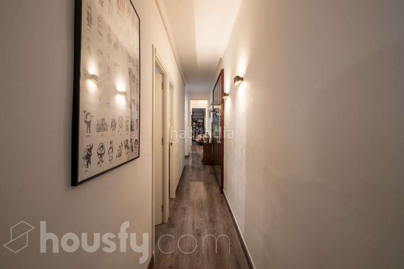 Foto 30978d49-4335-4713-bc25-6d1bca7bd83c. Appartamento in carrer de rocafort . in La Nova Esquerra de l´Eixample Barcelona