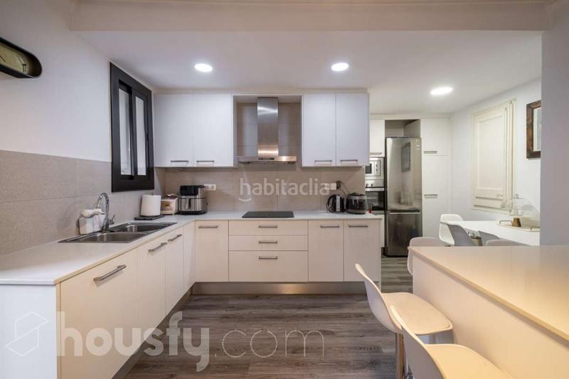 Foto ebc03f36-a2f9-4d73-bc78-bf9020204a58. Pis a carrer de rocafort . a La Nova Esquerra de l´Eixample Barcelona