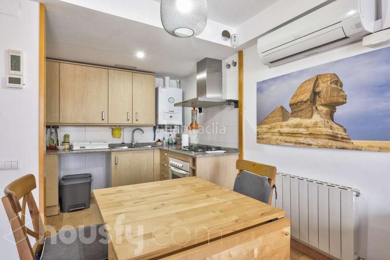 Foto aaf8d1ef-a66f-4600-b7fa-059d2e69835f. Piso en cl cavite de . en Zona Nord Rubí