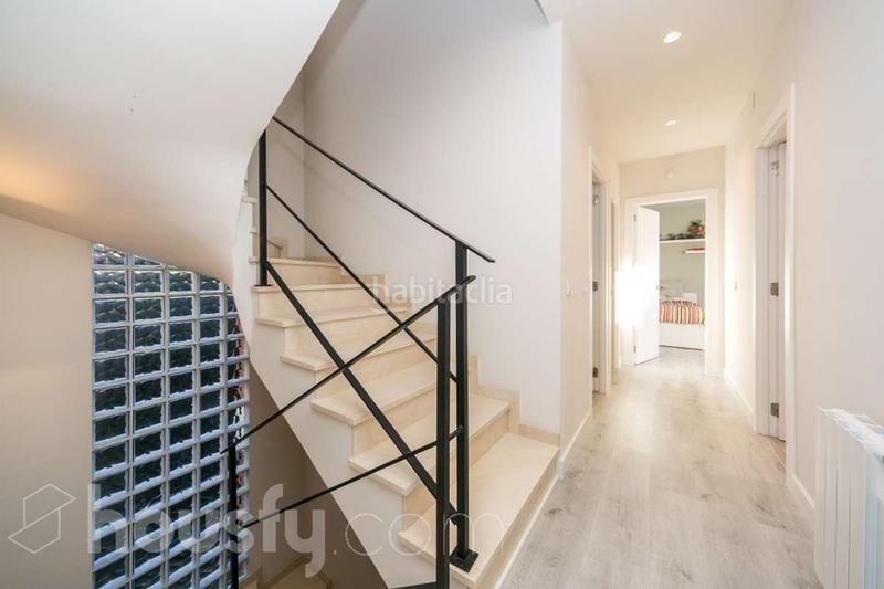 Foto 4f8884f3-ddb2-4fce-94a6-56880a3f1e25. Chalet en avinguda . en Montmar Castelldefels