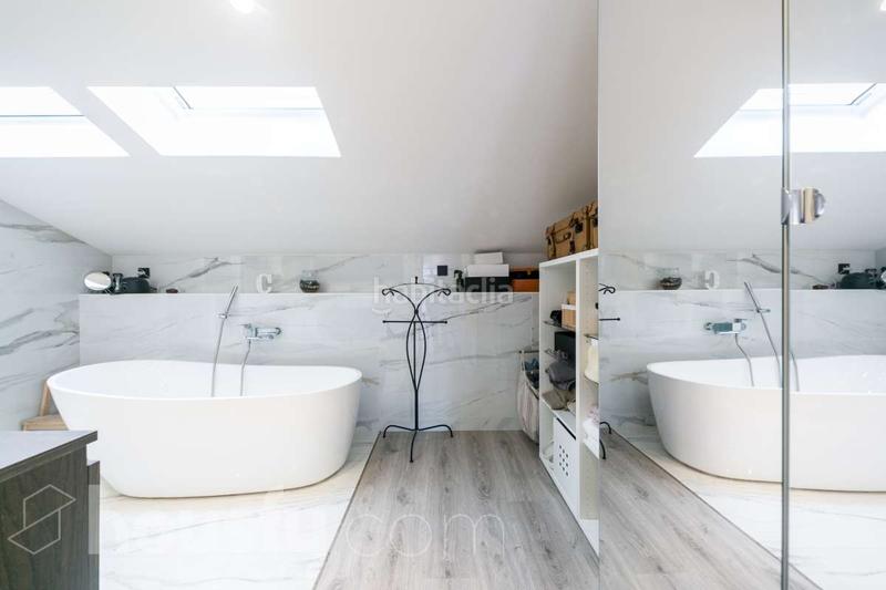 Foto e0d45759-2135-48bd-bca3-016b7ceb438a. Chalet en avinguda . en Montmar Castelldefels