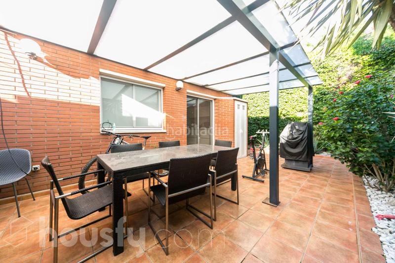 Foto 000d18a9-d4d0-49d8-a414-0b1e663818c8. Chalet in avinguda . in Montmar Castelldefels