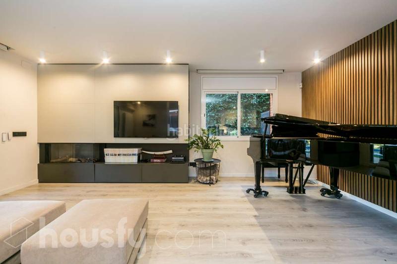 Foto 56889ec7-1869-479c-9c17-728e3f4e7836. Chalet in avinguda . in Montmar Castelldefels