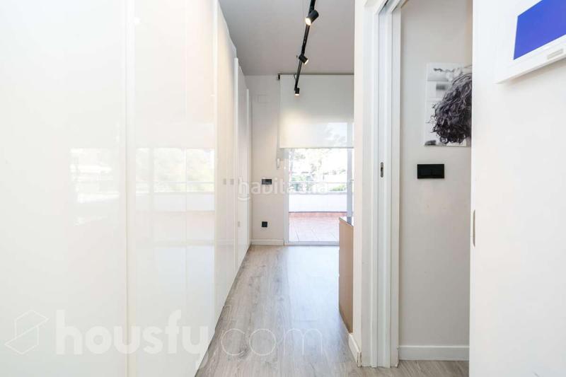 Foto d85b4c29-88ca-473f-b208-19910abf174e. Chalet in avinguda . in Montmar Castelldefels