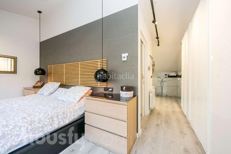 Foto 7d02d4dc-8968-4545-80f4-ed085105a15d. Chalet dans avinguda . dans Montmar Castelldefels