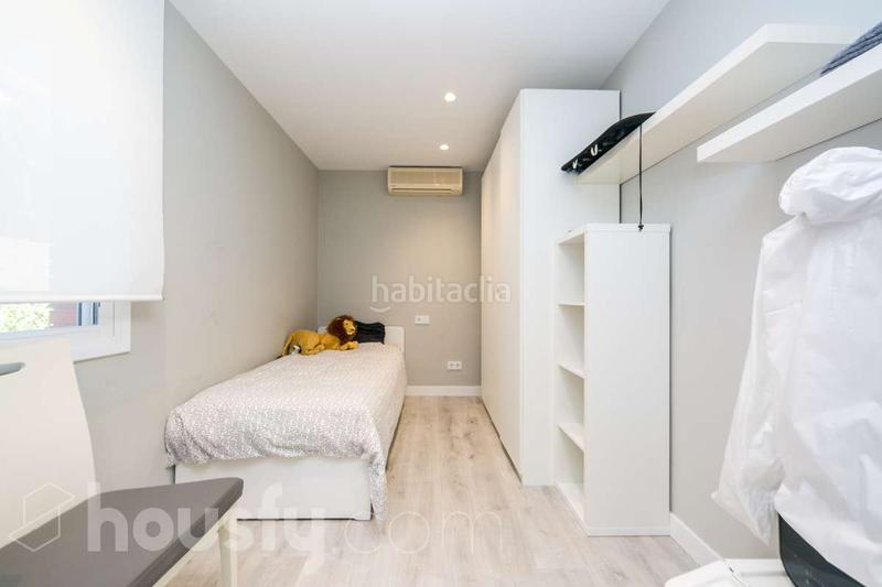 Foto a2ccd8bf-79ac-499d-a8f3-3afd49a9a222. Chalet in avinguda . in Montmar Castelldefels