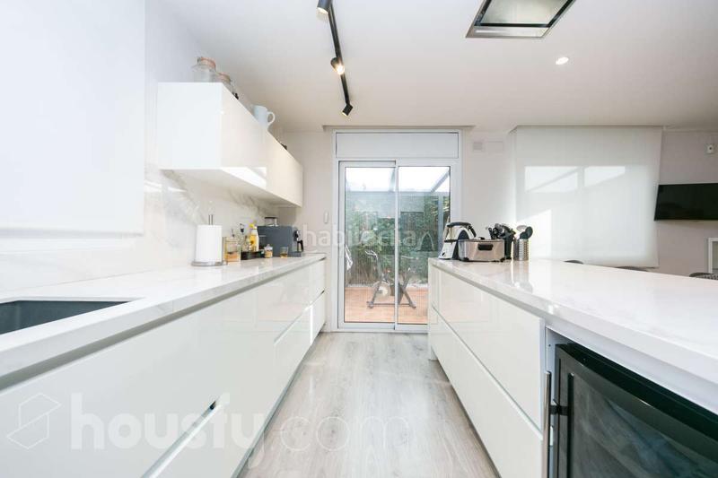 Foto a42e19f4-0c4d-42a2-adad-497f3bcd8d09. Chalet in avinguda . in Montmar Castelldefels