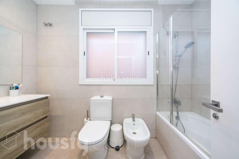 Foto ed4d6474-36af-43b7-b0b0-720666bbb678. Chalet in avinguda . in Montmar Castelldefels