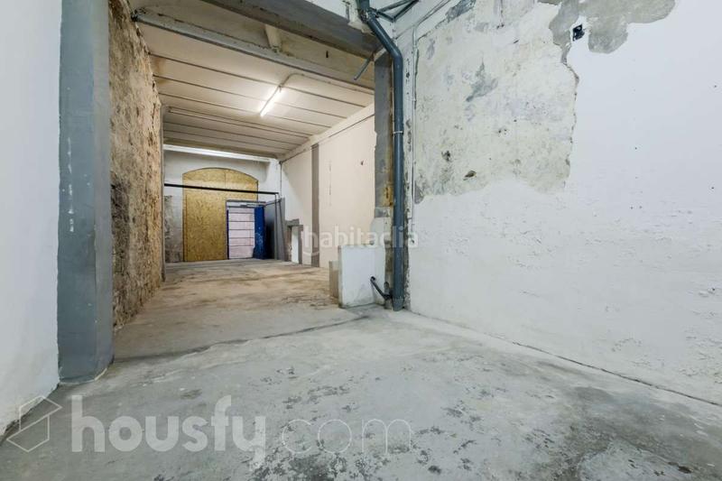 Foto 0cdaa618-bb3c-4637-8392-2f12d6b45951. Local comercial a carrer del cometa . a Gòtic Barcelona