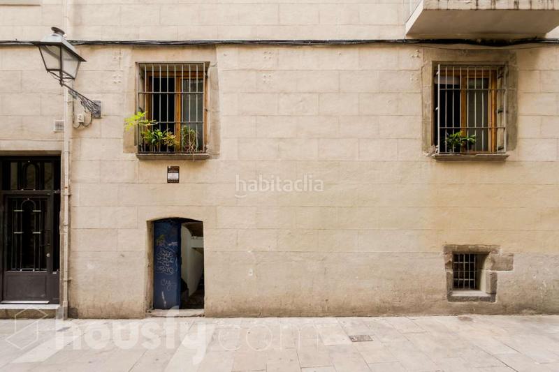 Foto cf0d09ec-0a68-49ad-ac18-8a8d79272026. Local comercial a carrer del cometa . a Gòtic Barcelona