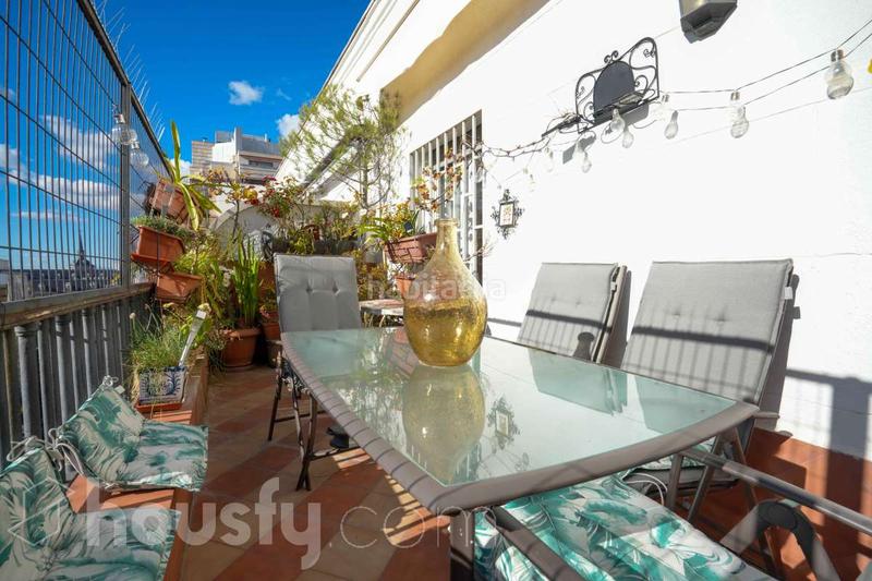 Foto 396716e5-8a9d-4b6e-94bb-55ba21bb6598. Àtic a calle de fernando el católico . a Gaztambide Madrid