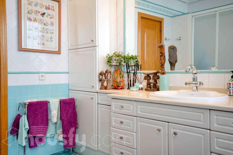 Foto 7eca1db8-765e-43f4-9e98-c25da1577a09. Àtic a calle de fernando el católico . a Gaztambide Madrid