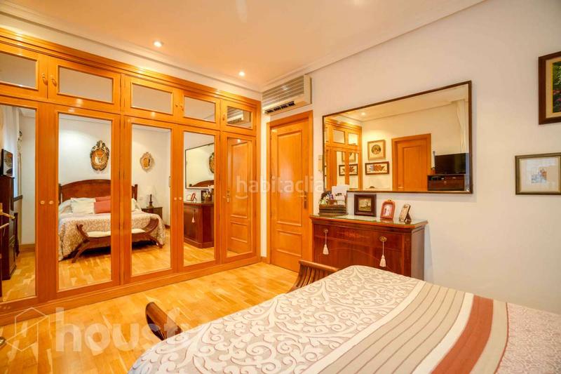 Foto 2a9053b3-eccf-4bc4-a95a-fc3ebab90182. Penthouse in calle de fernando el católico . in Gaztambide Madrid