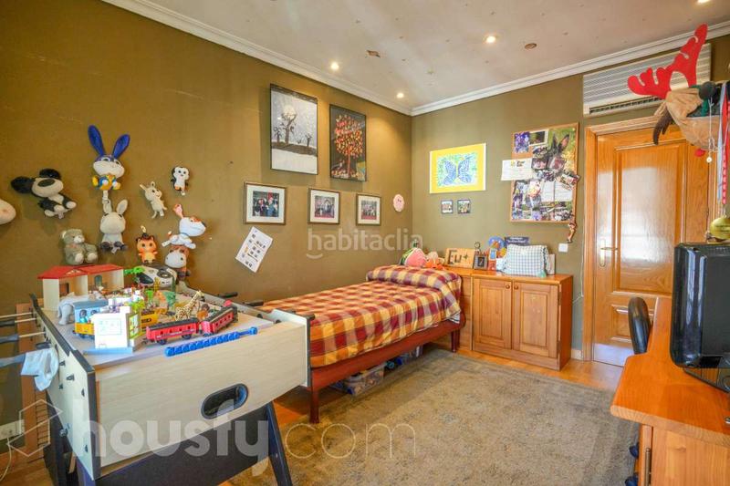 Foto 58955f11-b1e9-413f-b1c9-400cd7d81e25. Penthouse in calle de fernando el católico . in Gaztambide Madrid