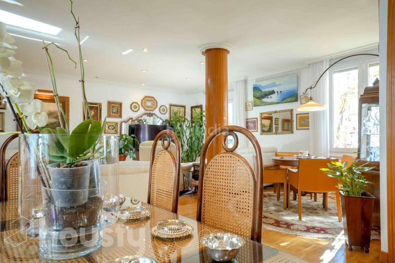 Foto 8cee976b-e80c-473f-91ac-17e0f22537e7. Penthouse in calle de fernando el católico . in Gaztambide Madrid