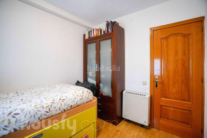 Foto e5836c6f-fac4-4b88-847f-883eaaed1220. Flat in cl. san aureliano . in Villaverde Alto Madrid