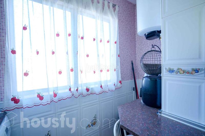 Foto e84d64df-53e8-41bc-876f-0c03e2c92abd. Flat in cl. san aureliano . in Villaverde Alto Madrid