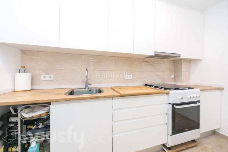 Foto cbb3ecc4-4b71-4d3f-878f-28867556fde7. Piso en cl horitzontal . en Prosperitat Barcelona