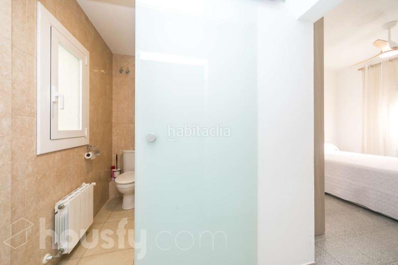 Foto f432a2d2-7f60-46d9-a37d-45758f209755. Piso en cl horitzontal . en Prosperitat Barcelona