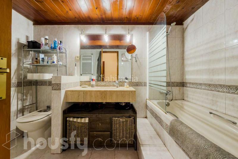 Foto ba28e20b-5dea-4aa4-8ebb-ca21685f440f. Etagenwohnung in carrer del comte d'urgell . in Sant Antoni Barcelona