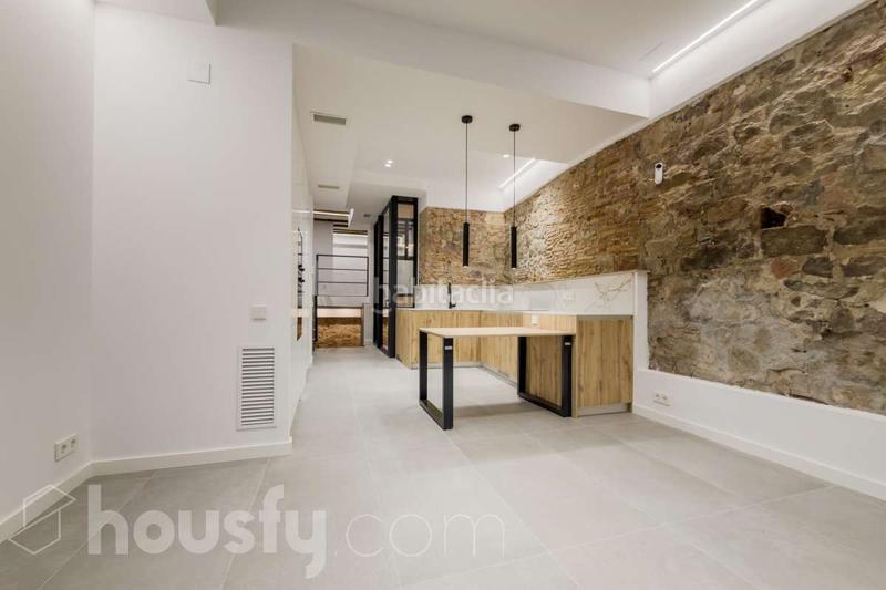 Foto 39133c0b-854f-4b7d-8a87-9c149c5d00dd. Appartement dans carrer d'en roca . dans Gòtic Barcelona