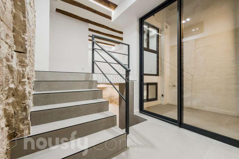 Foto 569d7aa3-8707-49e5-ba7d-d357536c4c17. Flat in carrer d'en roca . in Gòtic Barcelona