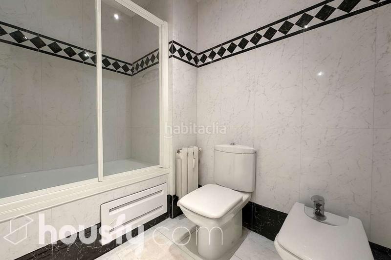 Foto 4ea09e93-8dcf-4c1f-b44c-e945f51cf900. Appartement avec chauffage piscine dans Niño Jesús Madrid