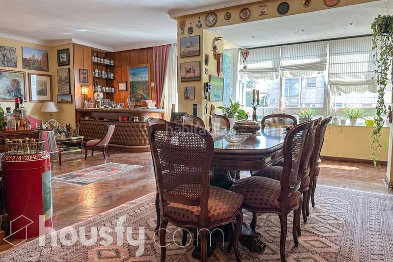 Foto 63823978-e059-42ec-a186-547c1aed8a57. Etagenwohnung mit heizung pool in Niño Jesús Madrid